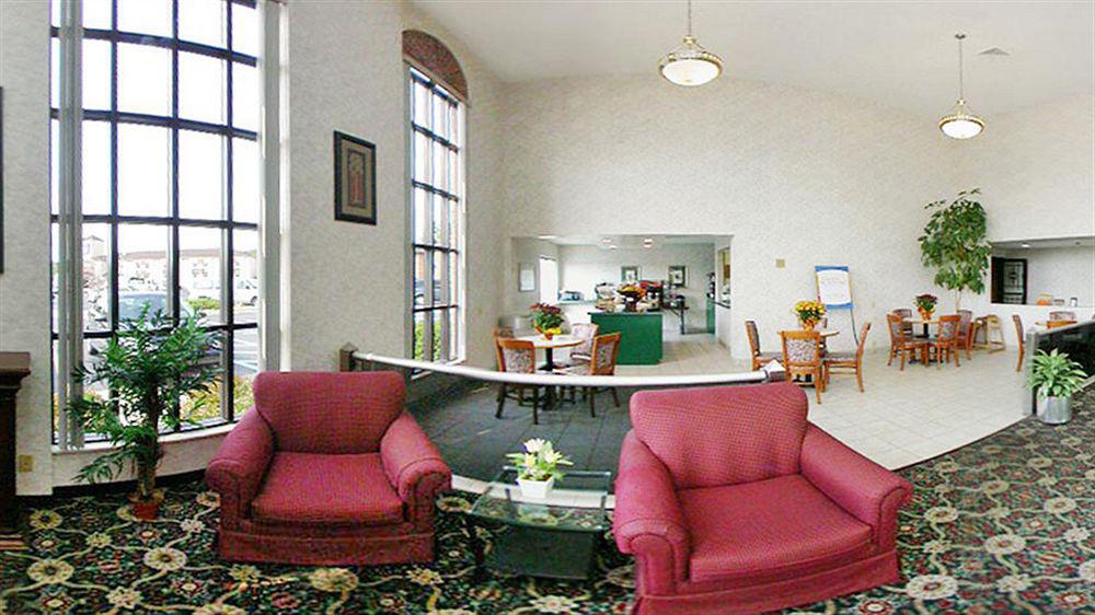 Baymont By Wyndham Flint Airport North Hotel Екстериор снимка